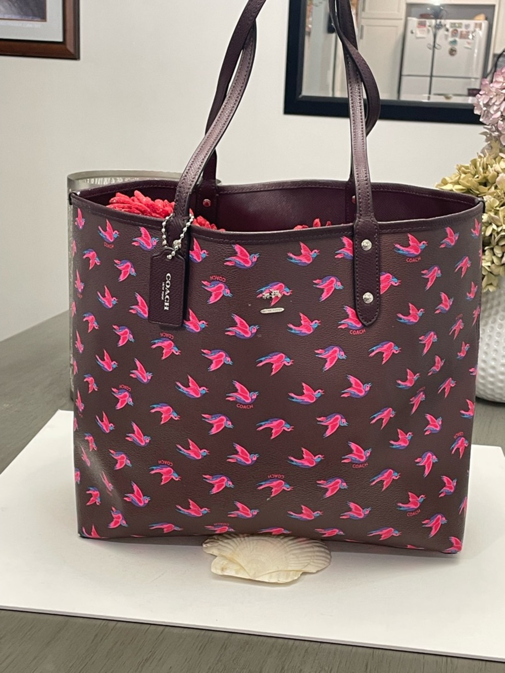Coach reversible Maroon Tote with Pink Bird Motif - Picture 6 of 15
